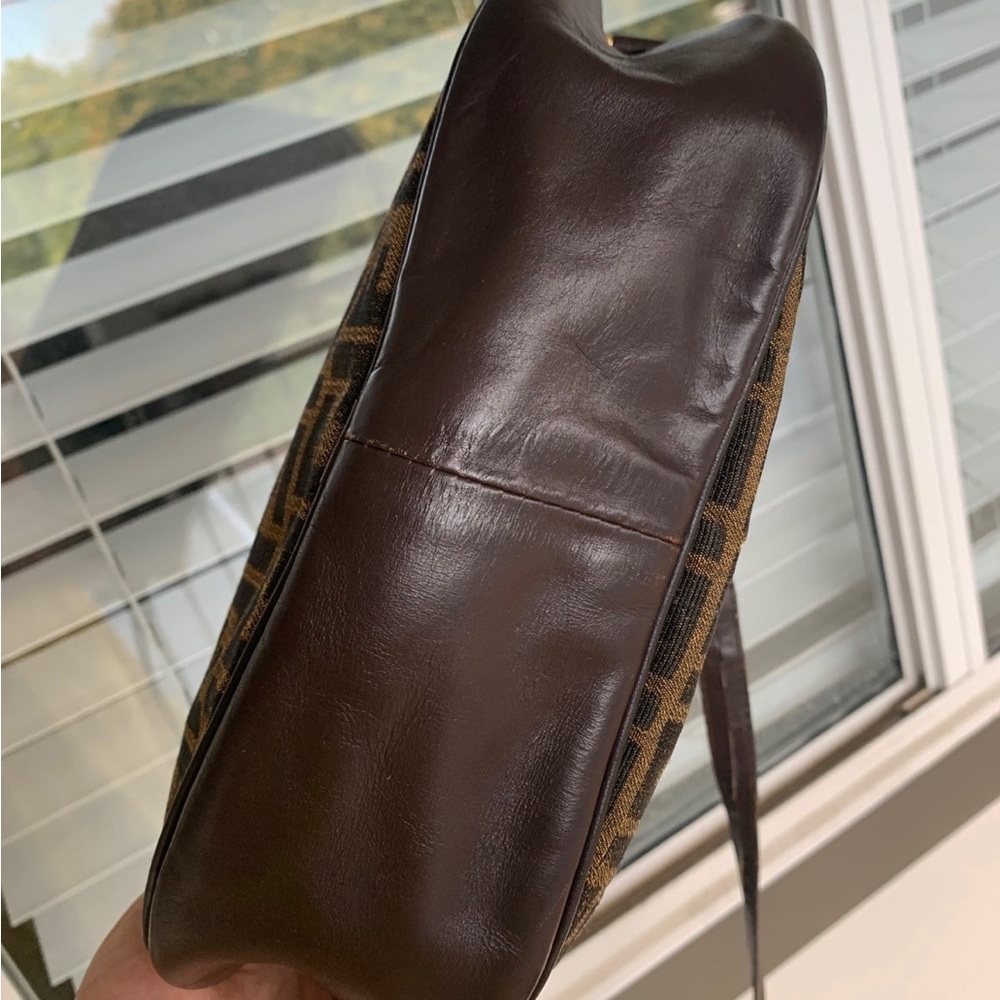 Vintage FF Shoulder Bag - Picture 5 of 12